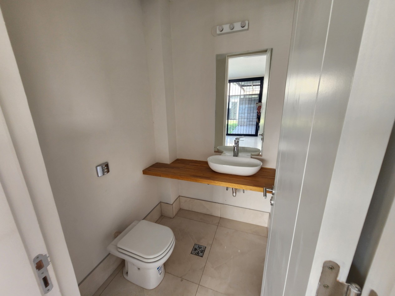 Duplex de Categoria en Rivera Indarte - Apto Credito