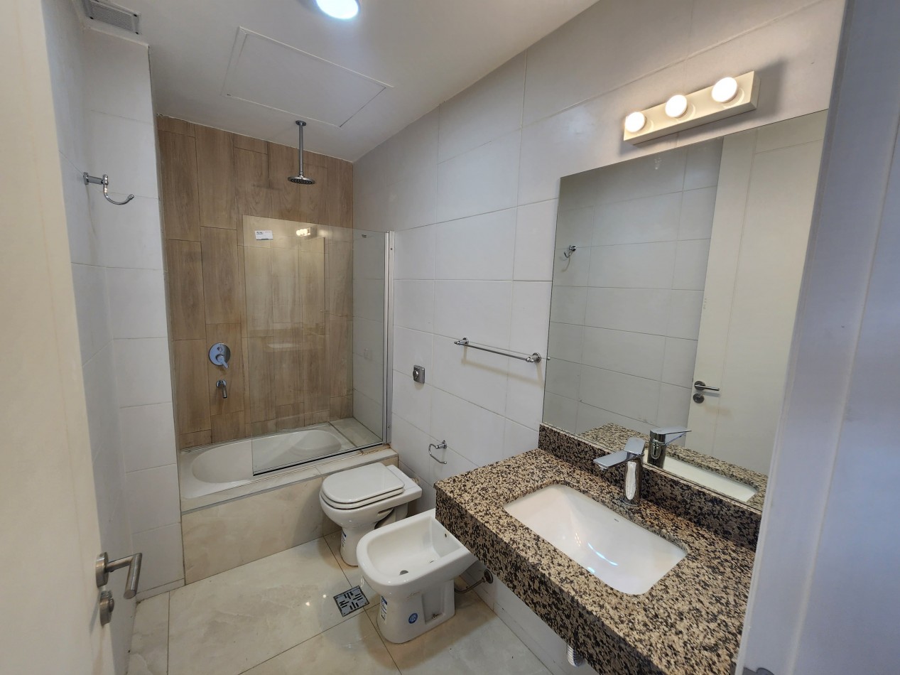 Duplex de Categoria en Rivera Indarte - Apto Credito