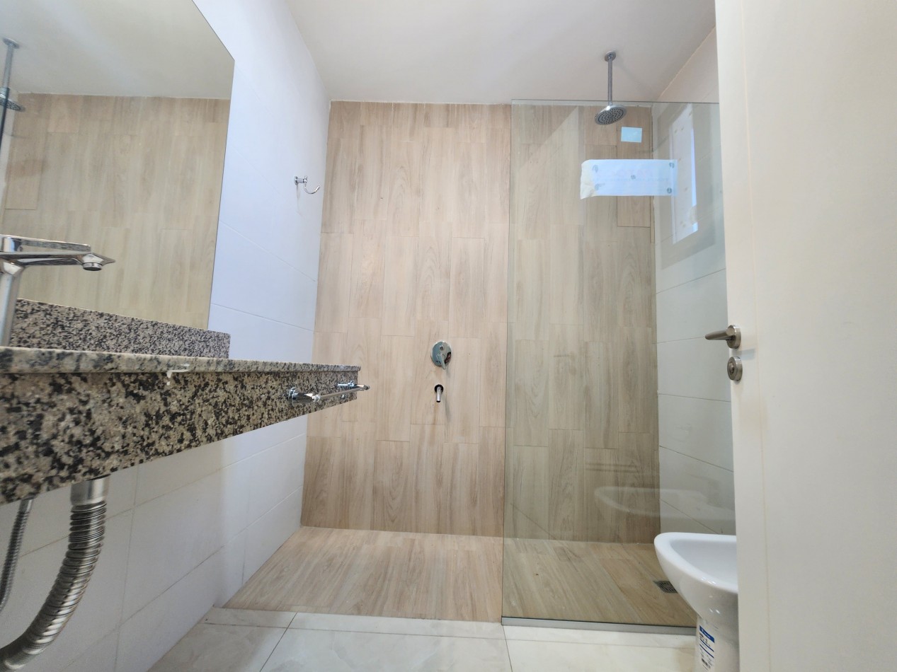 Duplex de Categoria en Rivera Indarte - Apto Credito