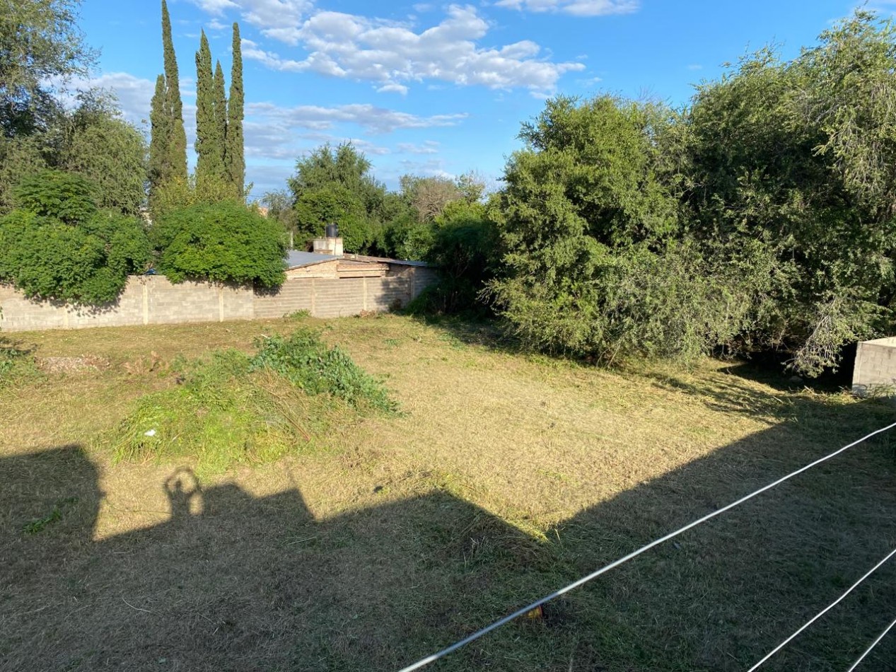 QUISQUISACATE - DOS LOTES DE 694 m² Y 603 m² EN HOUSING CERRADO