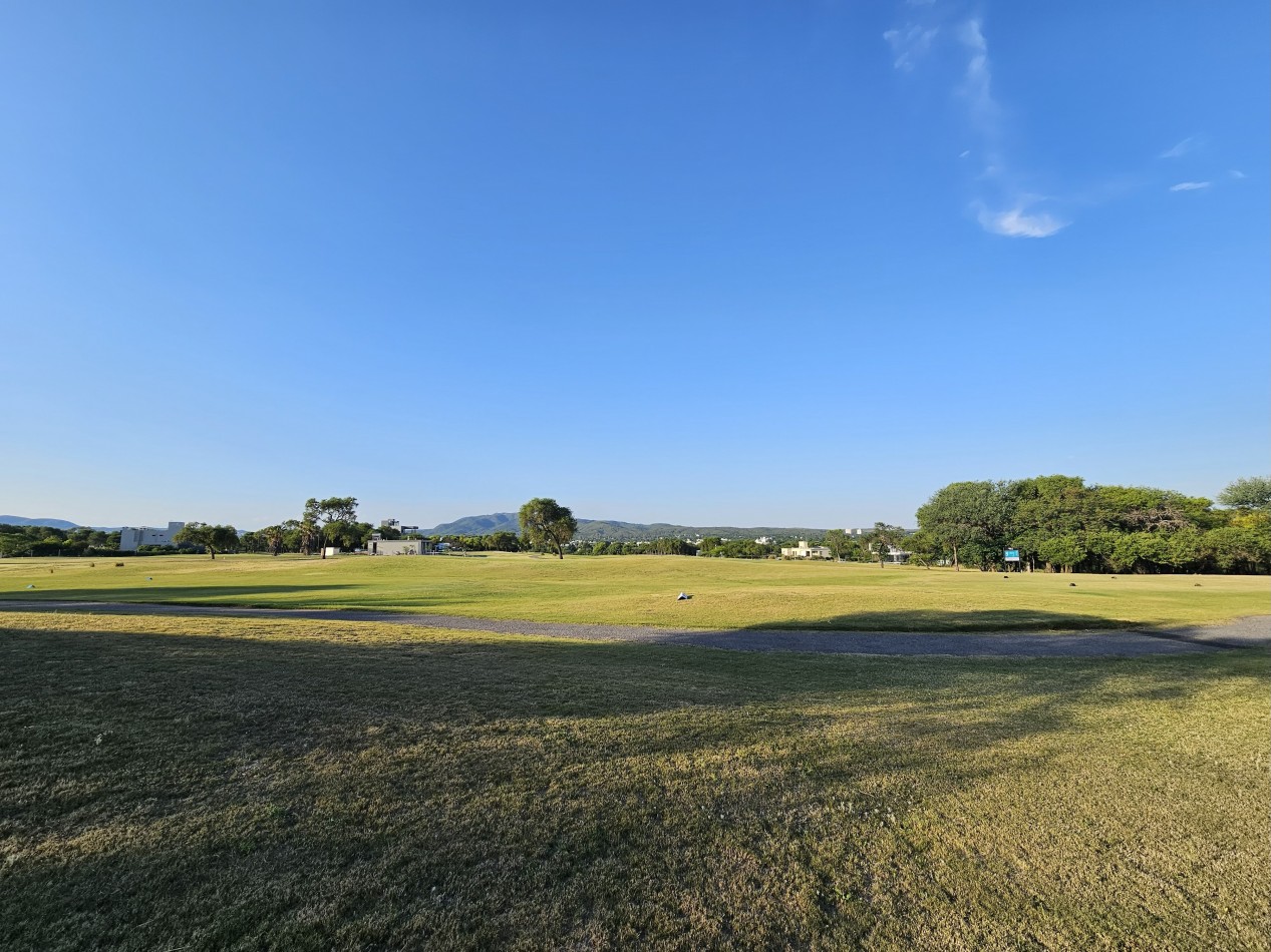 VENTA - Excelente Lote en Valle del Golf Etapa 2 - ¡Listo para Construir!