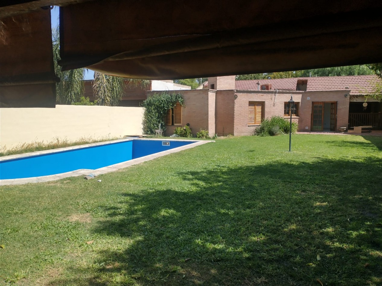 Casa 3 Dorm en Venta en B° La Salle-