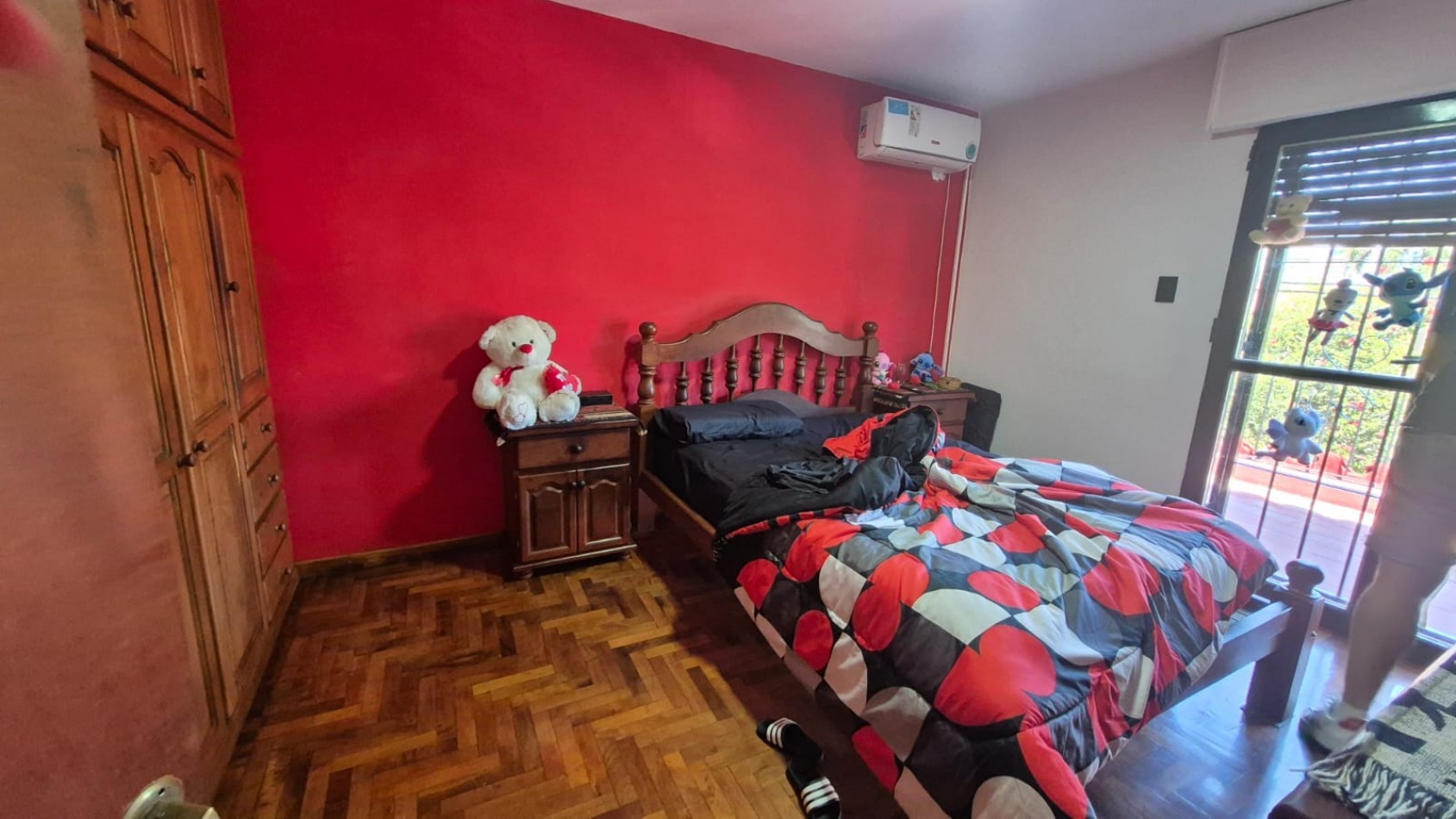 B° CENTENARIO- CASA 4 DORM A MTS CORDILLERA