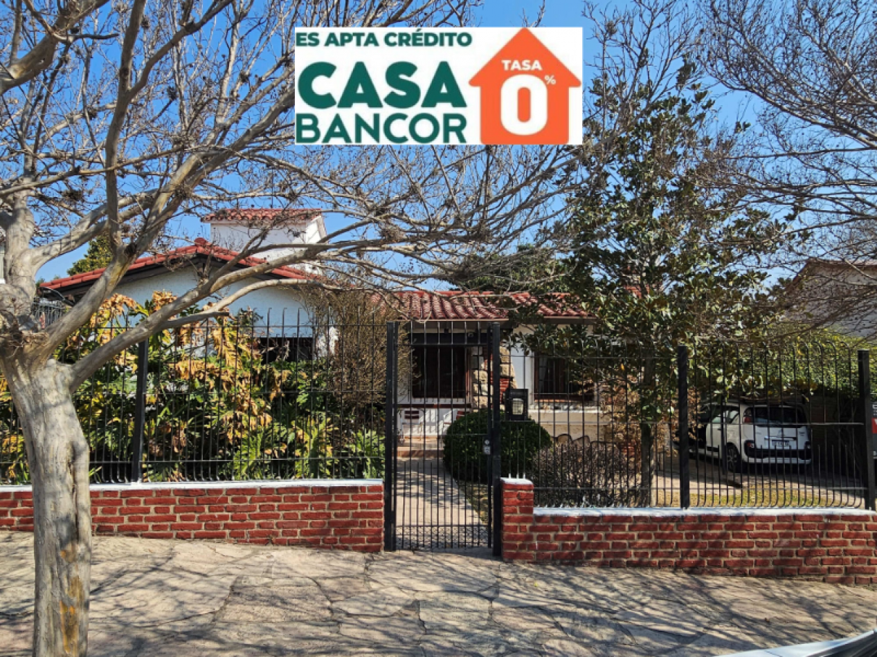 CARLOS PAZ- HERMOSO CHALET EN VENTA - APTO CREDITO BANCOR