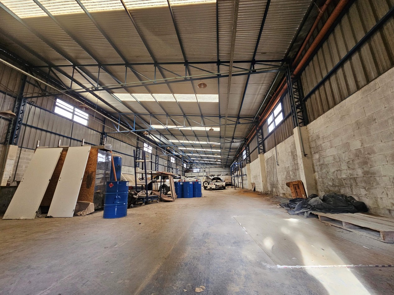 2 Galpones en alquiler - Los Boulevares, Cordoba