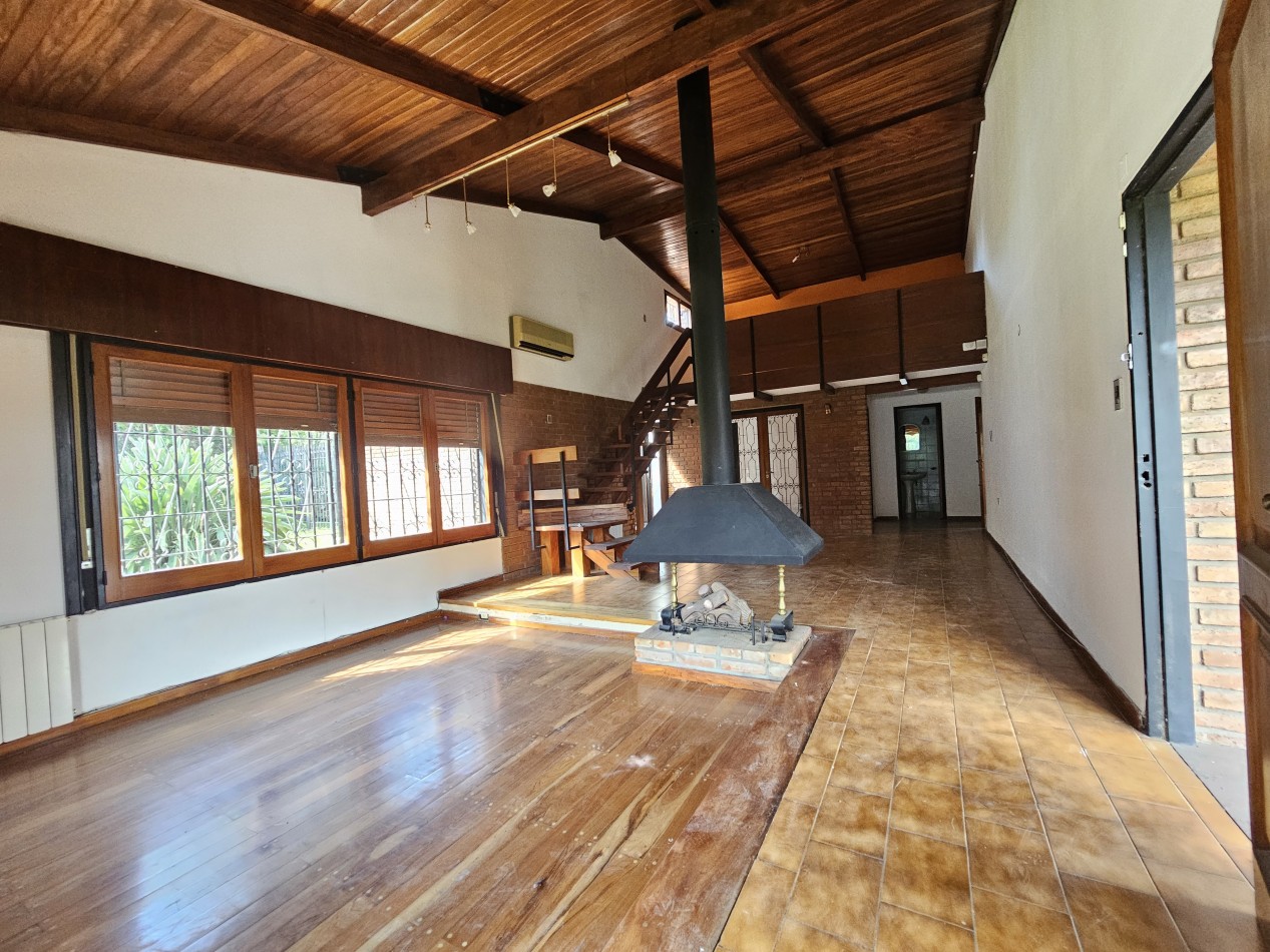 Imperdible casa en el corazon de Arguello, sobre Heriberto Martinez