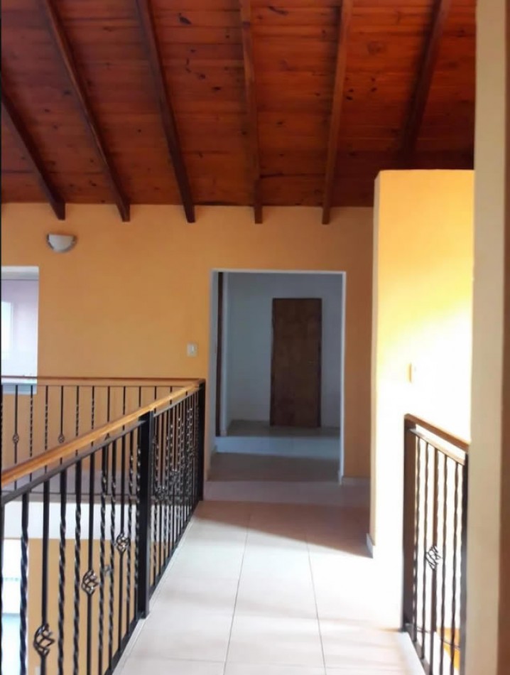 Hermosa Casa en Venta Valle Escondido 3dorm