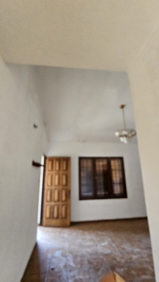 OPORTUNIDAD! Casa a reciclar en Marquez de Sobremonte