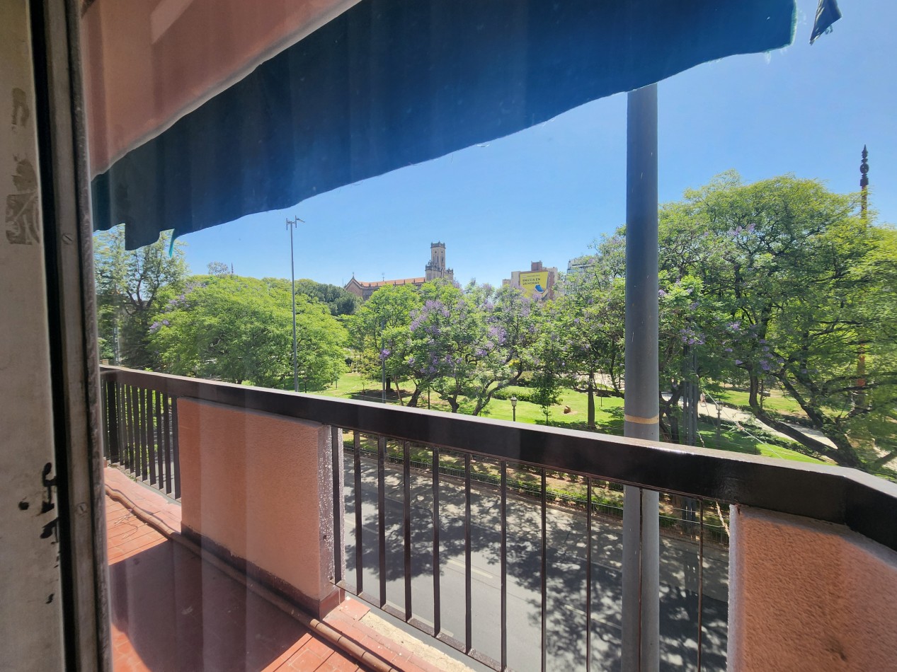 Departamento 2 Dorm Amoblado frente a plaza Colon!!!