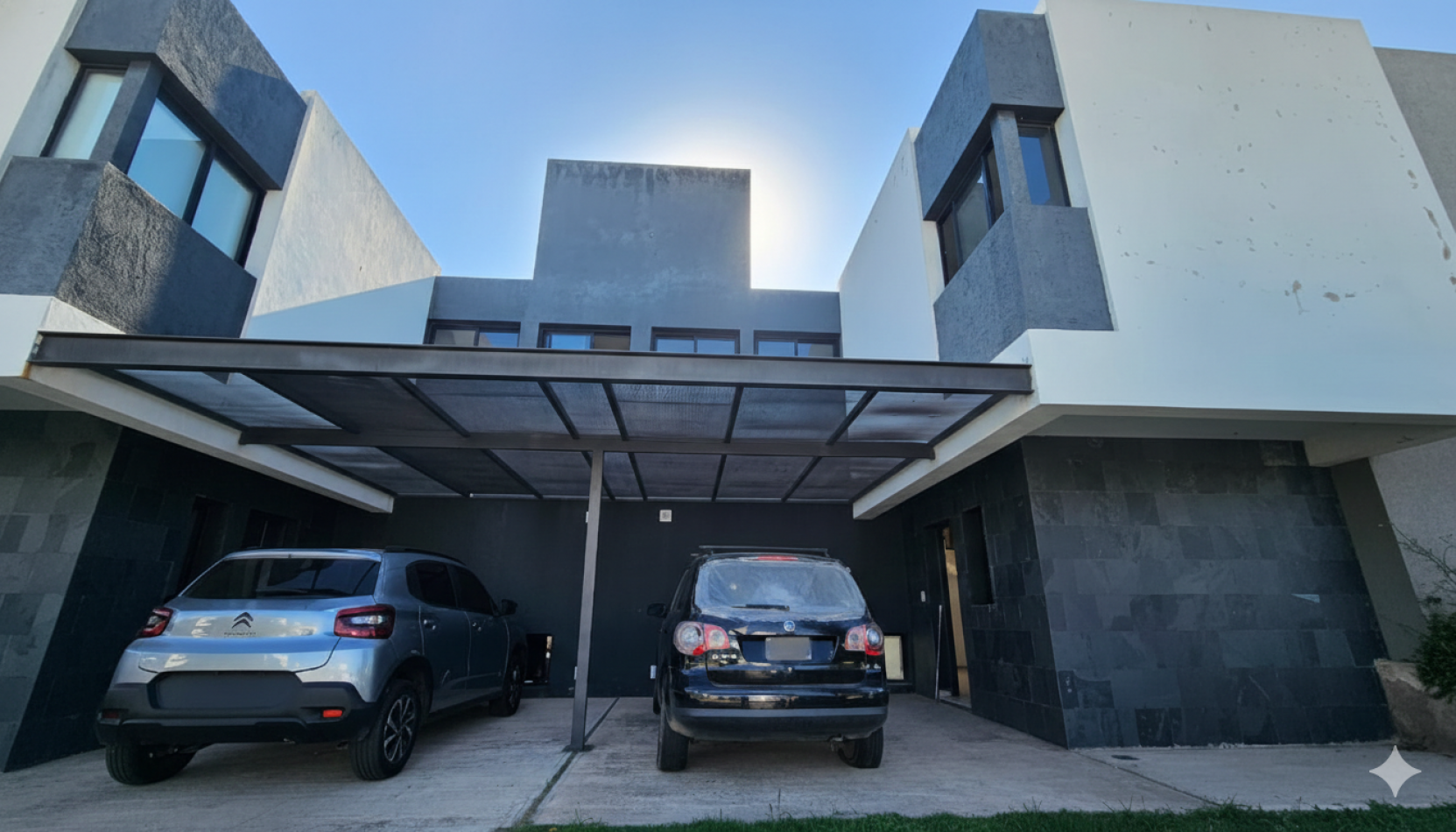 VENTA DUPLEX 3 DORM - LOMAS DE MANANTIALES 