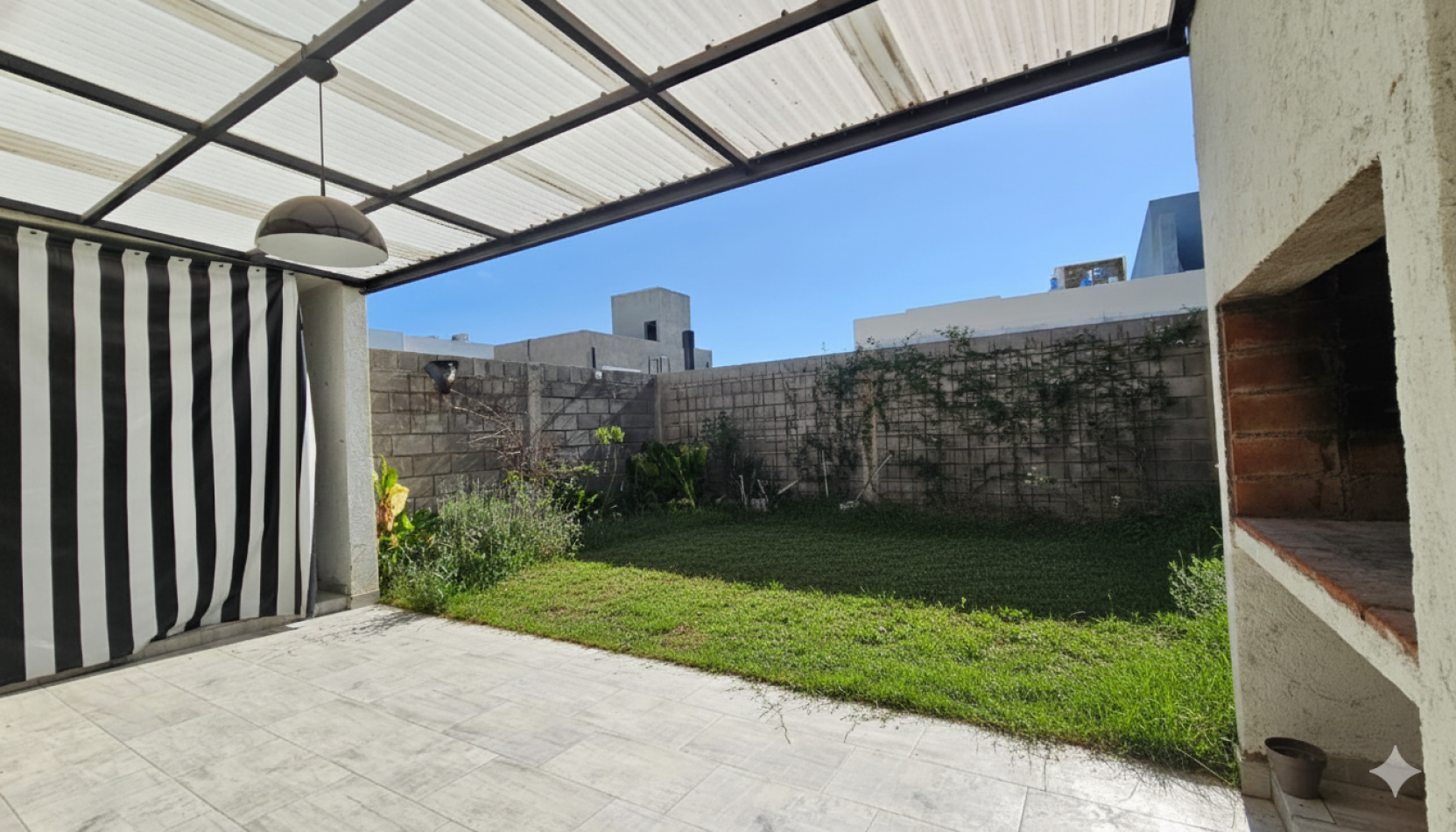 VENTA DUPLEX 3 DORM - LOMAS DE MANANTIALES 