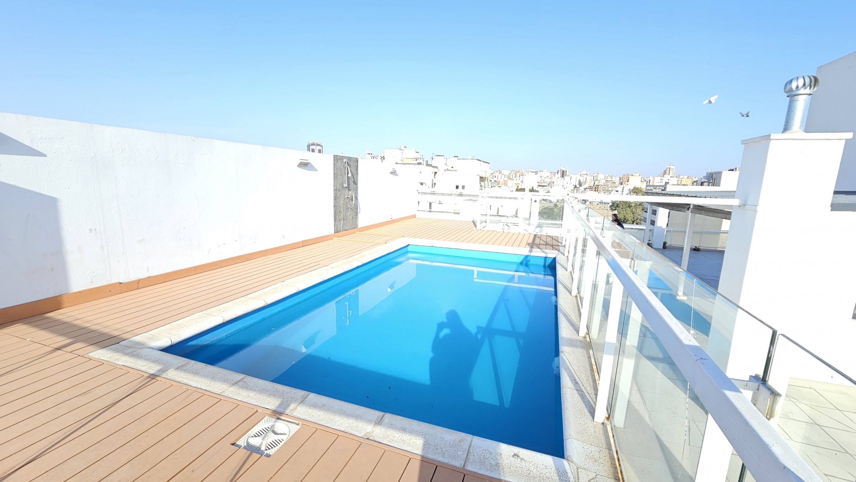  General Paz -Departamento en Venta con Patio y cochera - Ovidio Lagos 44