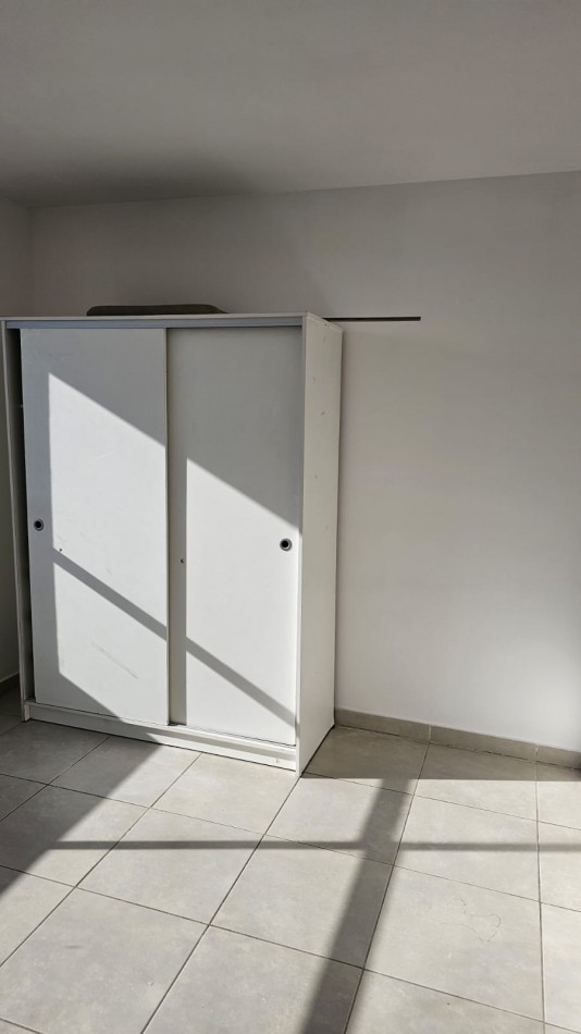 ALQUILER DEPTO 2 DORMITORIOS CON BALCON A Mts.DE CIUDAD UNIVERSITARIA