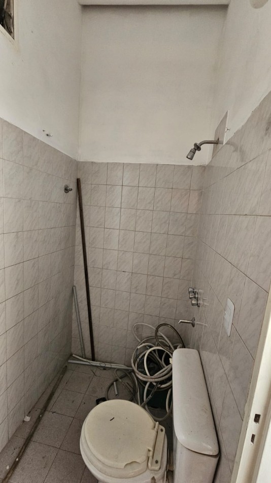 Alquilo Local en Av. Fuerza Aerea (Ruta 20)