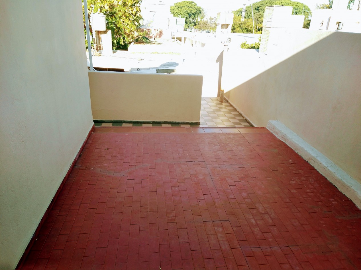 ALQUILER DEPARTAMENTO 2 DORM ALQUILER CON TERRAZA A  MTS FUERZA AEREA