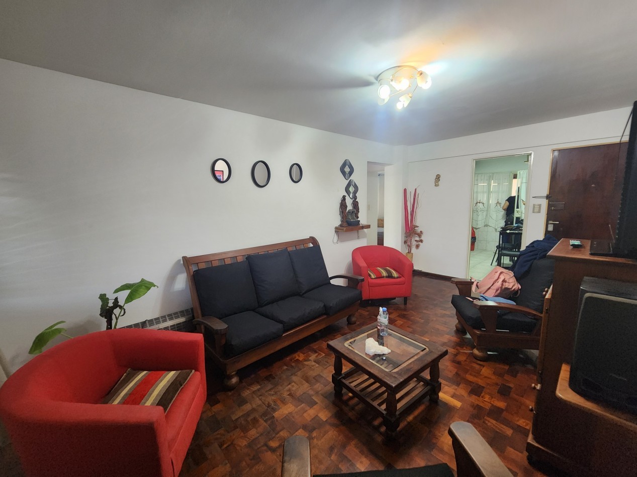 Departamento 2 Dorm Frente a Plaza Colon! AMOBLADO