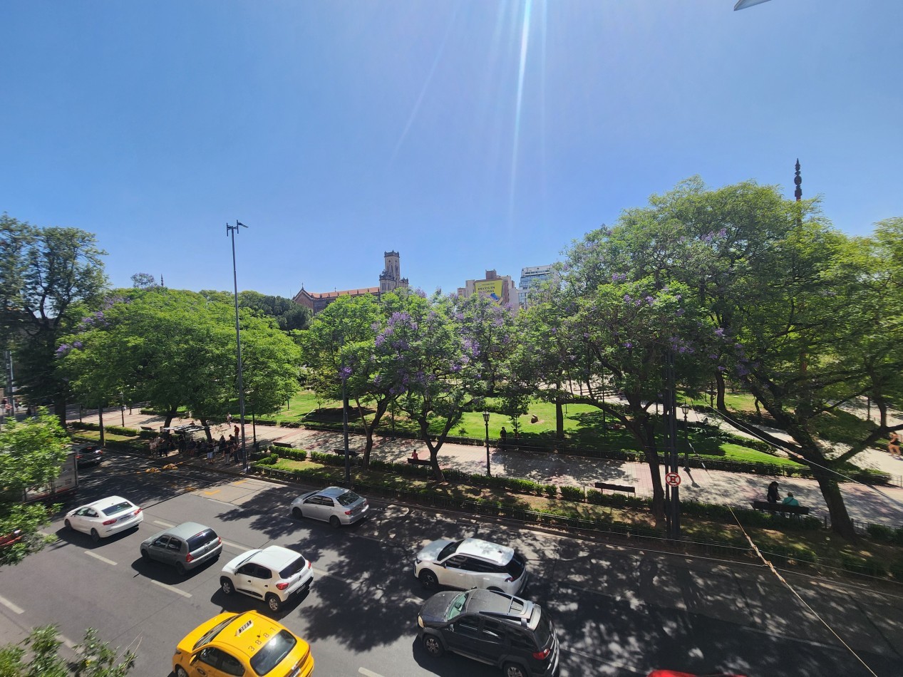 Departamento 2 Dorm Frente a Plaza Colon! AMOBLADO