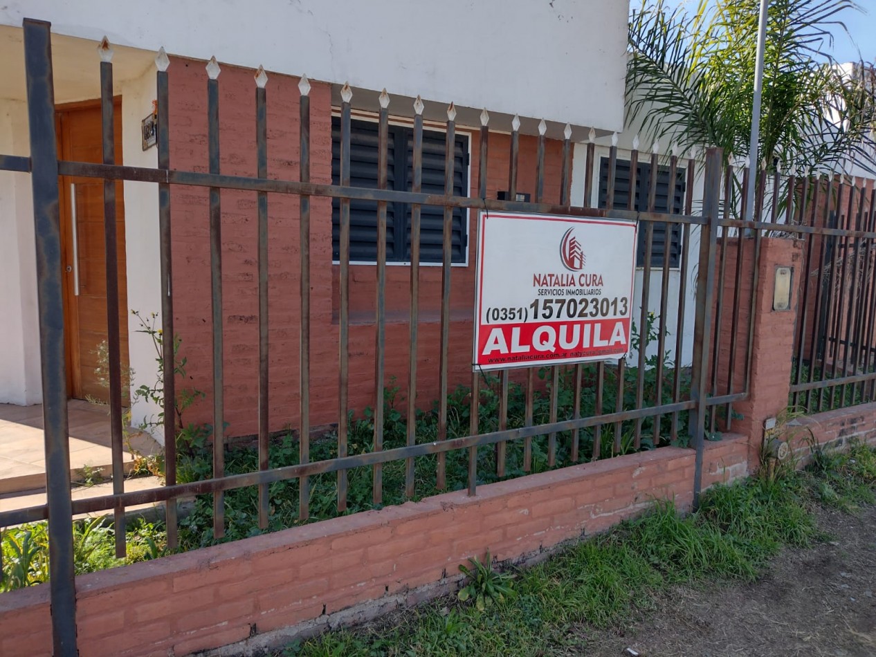 Grann Casa Esquina en Alquiler - Barrio Marques de Sobremonte- Residencial o Comercial