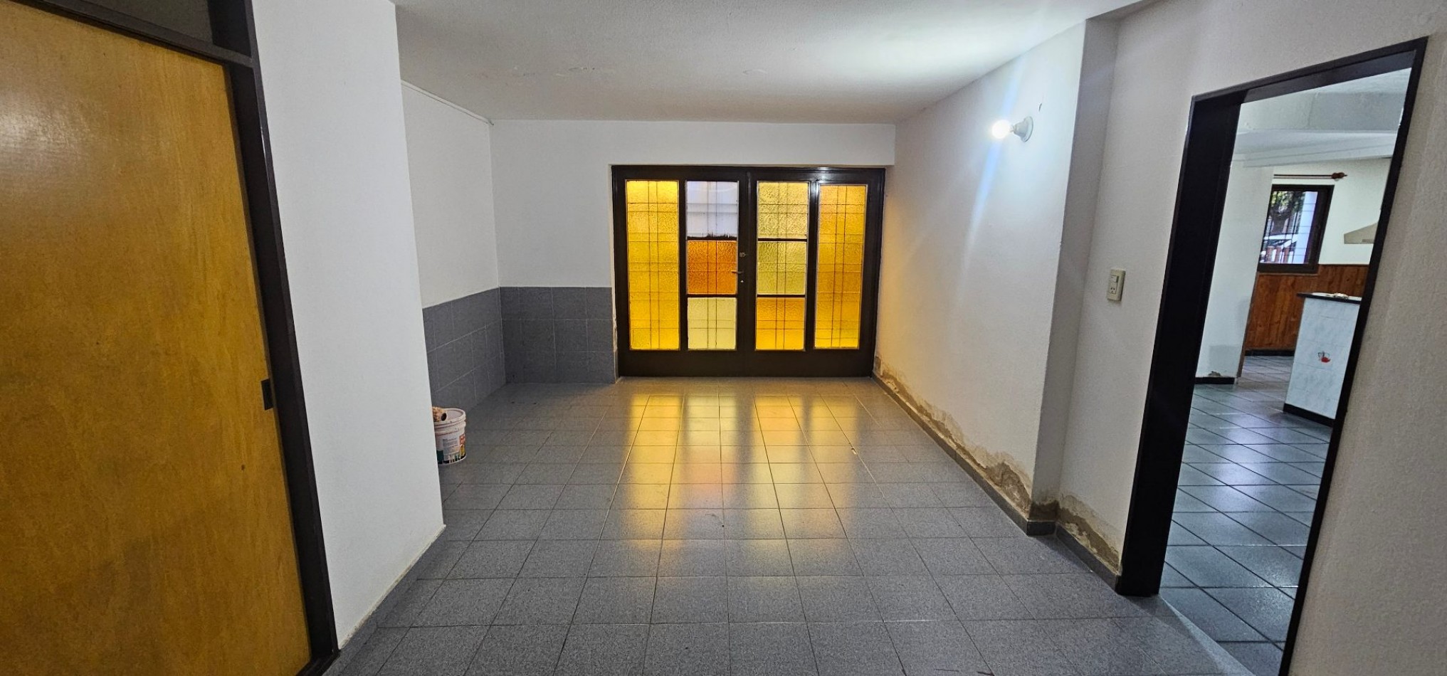 CASA EN VENTA - B° POETA LUGONES - IDEAL PARA MODERNIZAR
