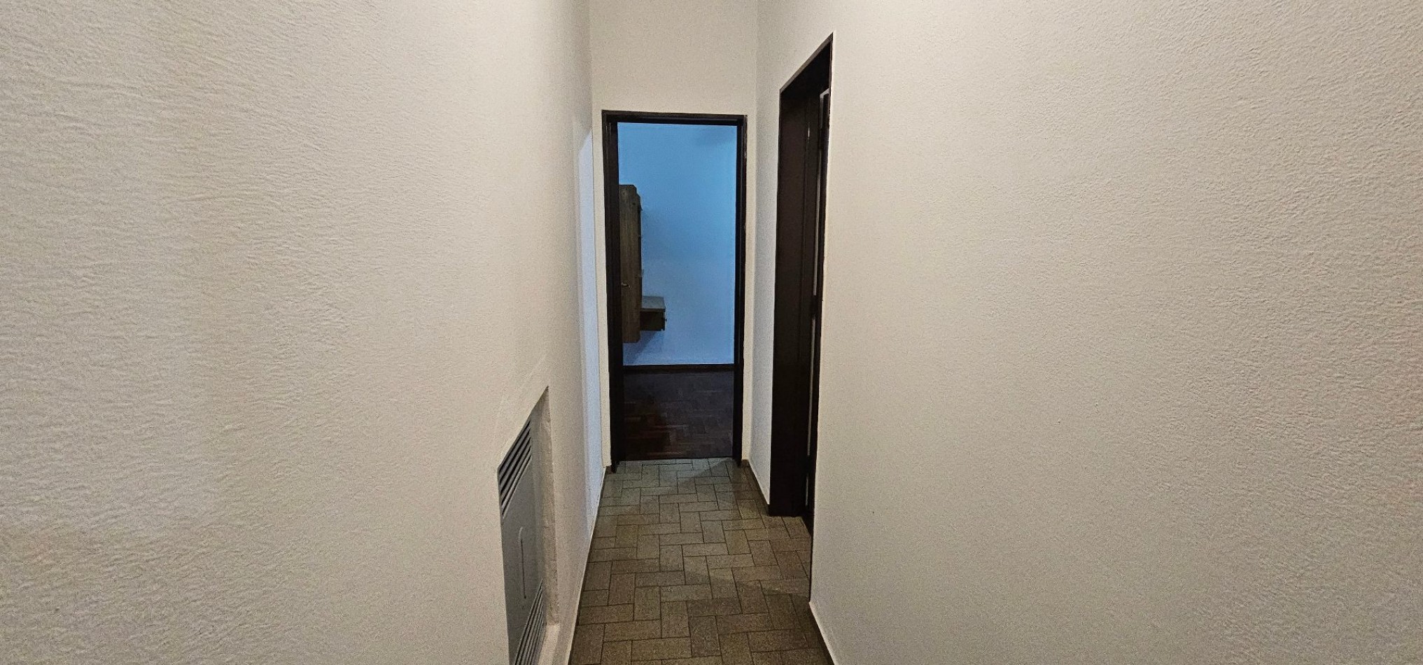 CASA EN VENTA - B° POETA LUGONES - IDEAL PARA MODERNIZAR
