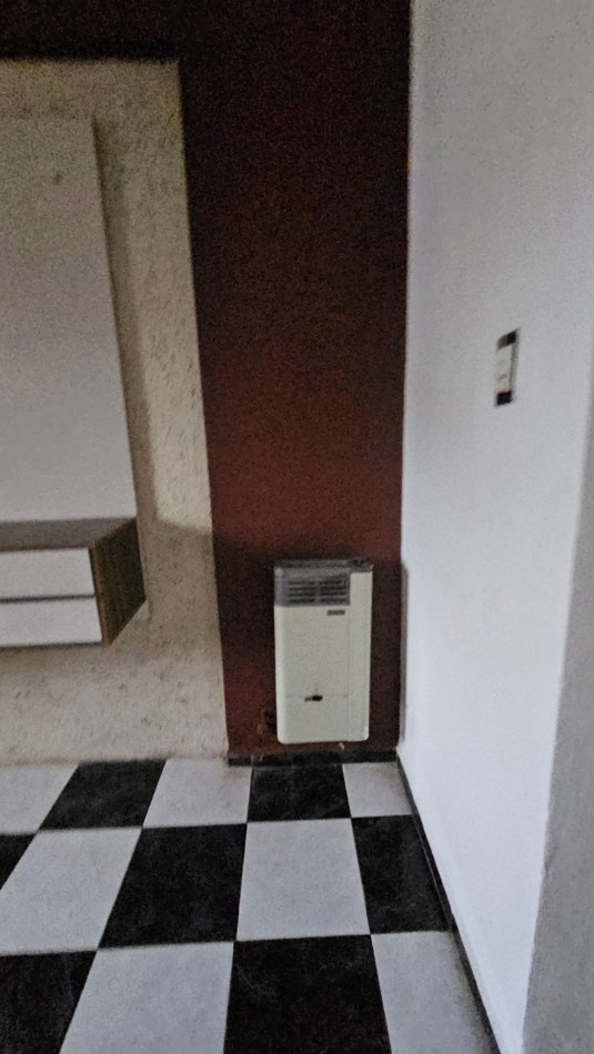 COMODA CASA DE 4 DORMITORIOS EN VENTA-SALDAN