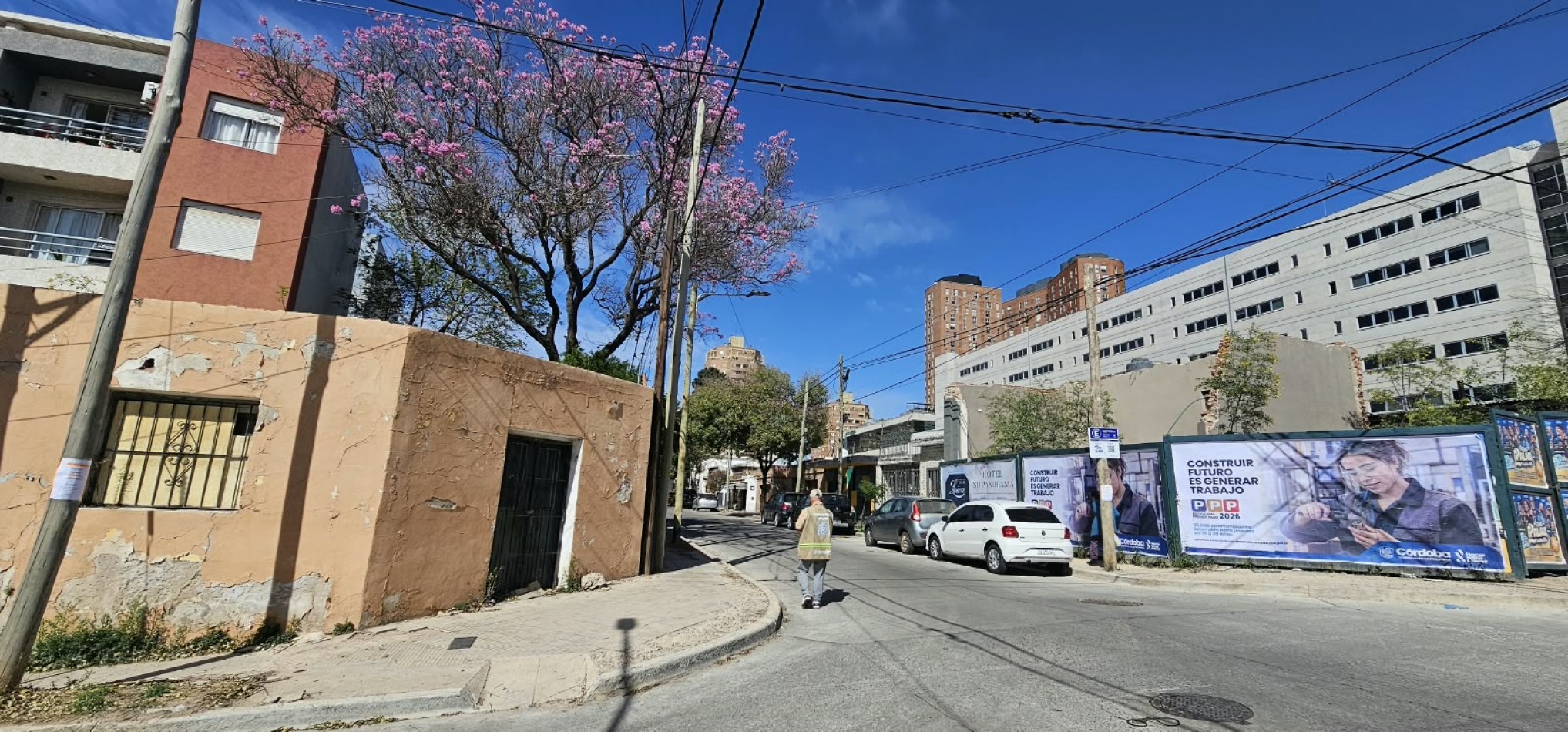 EXCELENTE TERRENO CON POTENCIAL EDIFICABLE EN B° GUEMES / TRIBUNALES II