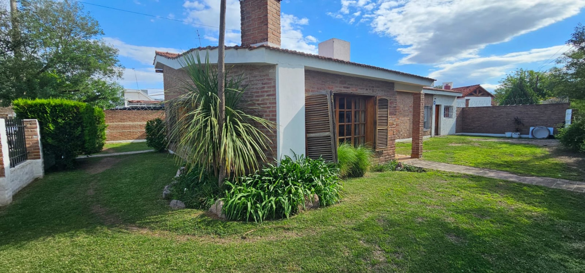 🚀 ARGUELLO-EL REFUGIO-CASA 4 DORM PLANTA BAJA A MTS DE RECTA MARTINOLLI 