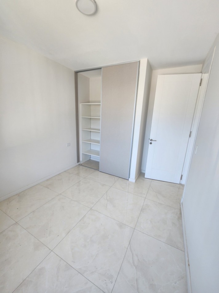 Duplex de categoria Rivera Indarte APTO CREDITO