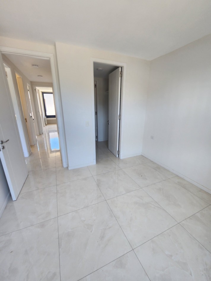 Duplex de categoria Rivera Indarte APTO CREDITO