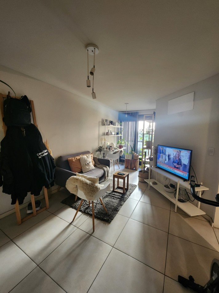 Departamento en alquiler - Bv. Chacabuco, frente al Palacio Ferreyra