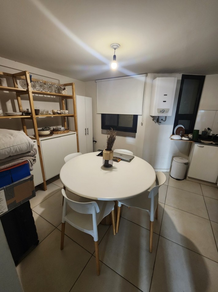 Departamento en alquiler - Bv. Chacabuco, frente al Palacio Ferreyra