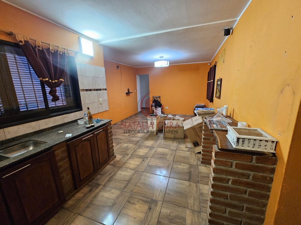 B°MARQUEZ VENTA CASA DE 4 DORM