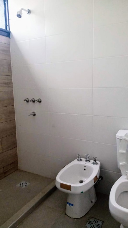 ALQUILER DUPLEX 3 DORM - LOMAS DE MANANTIALES 