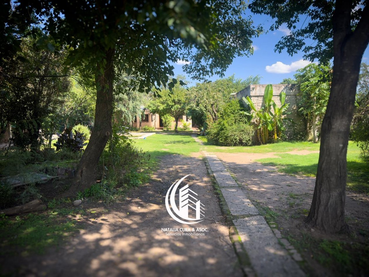 ALQUILER: Casa Quinta en Arguello 4 Dorm con Gran Parque y Pileta